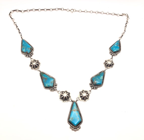 Spectacular Native American Navajo Turquoise Teardrop Sterling Silver Tommy Lowe Bracelet Spectacular Native American Navajo Turquoise Teardrop Sterling Silver Tommy Lowe Bracelet