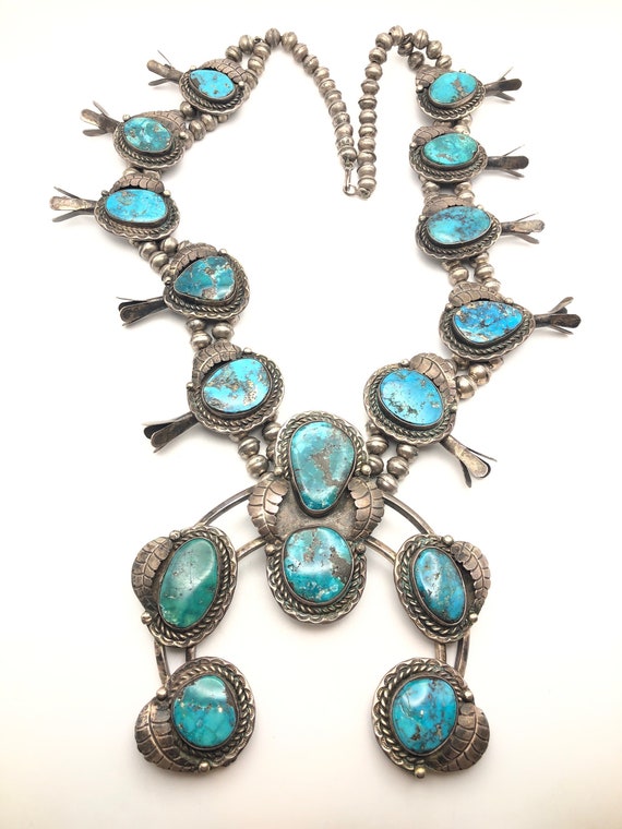 Vivid Blue Turquoise Vintage Navajo Sterling Silver Native American Jewelry Bracelet Old Vivid Blue Turquoise Vintage Navajo Sterling Silver Native American Jewelry Bracelet Old