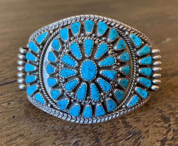 One Of The Best Domed Cluster Vintage Native American Navajo Sterling Silver Turquoise Bracelet One Of The Best Domed Cluster Vintage Native American Navajo Sterling Silver Turquoise Bracelet