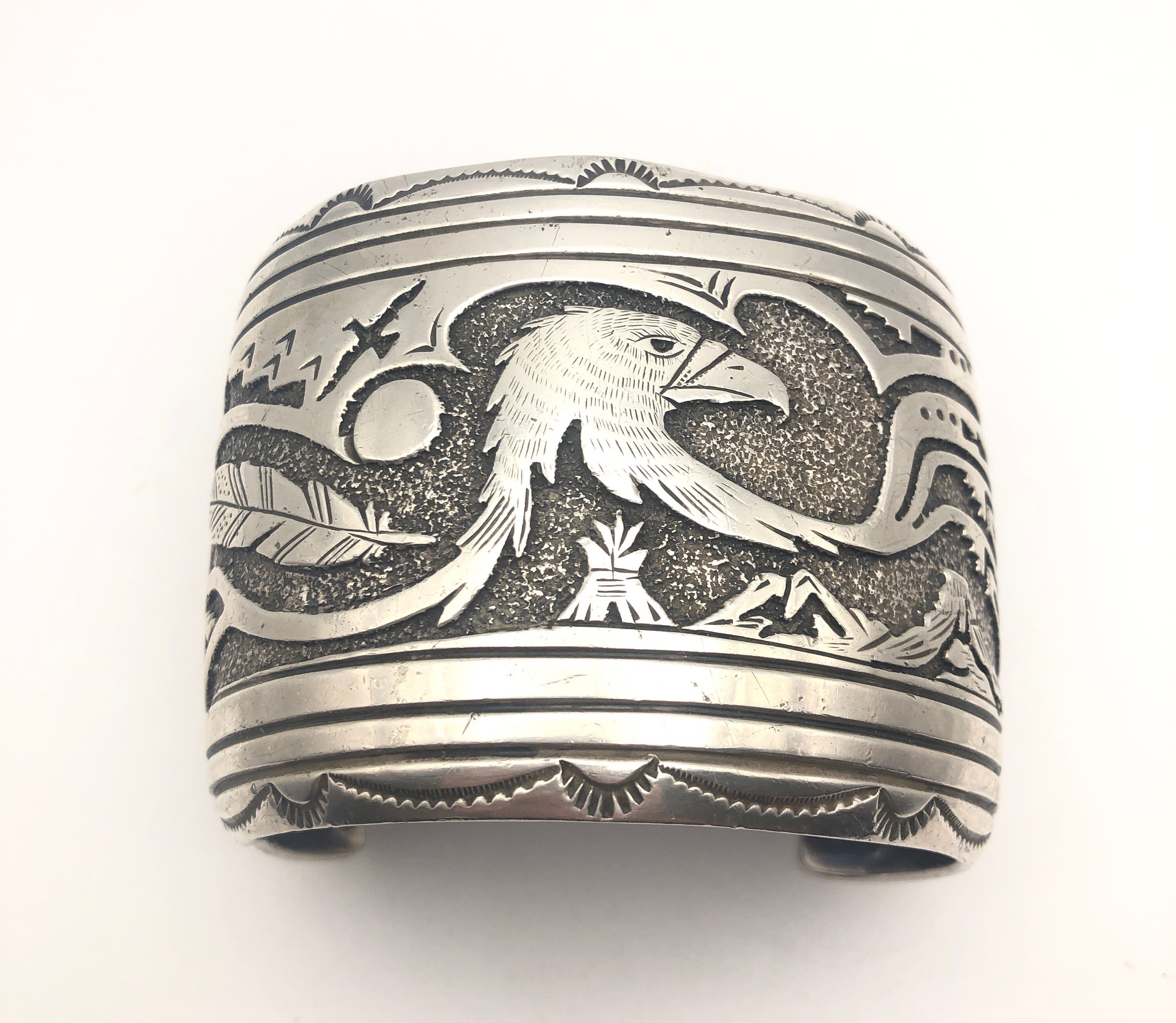 Best Vintage Thomas Singer Native American Navajo Sterling Silver Eagle Bracelet Best Vintage Thomas Singer Native American Navajo Sterling Silver Eagle Bracelet