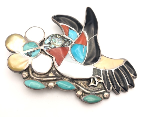 Vibrant Vintage Native American Zuni Coral Bird Inlay Sterling Silver Necklace Vibrant Vintage Native American Zuni Coral Bird Inlay Sterling Silver Necklace