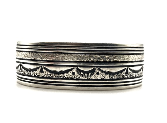 ブレスレット Navajo Symbol Cuff Bracelet #5950 Navajo Sterling Stamped Cuff Bracelet 51g 925 Silver Braided