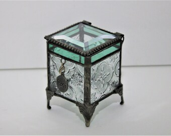 Glass Art Hinged Jewelry Trinket Box With Friend Charm