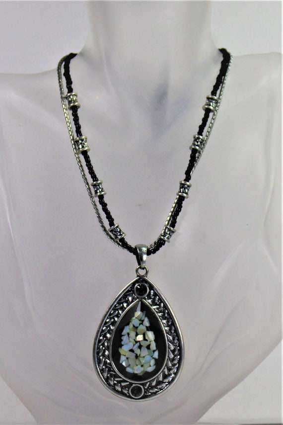 Vintage Laura Ashley Teardrop Pendant Necklace - image 2