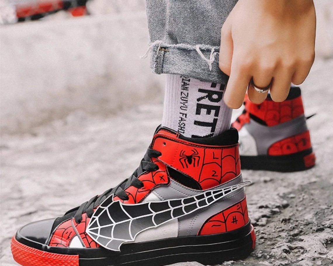 sneakers spiderman