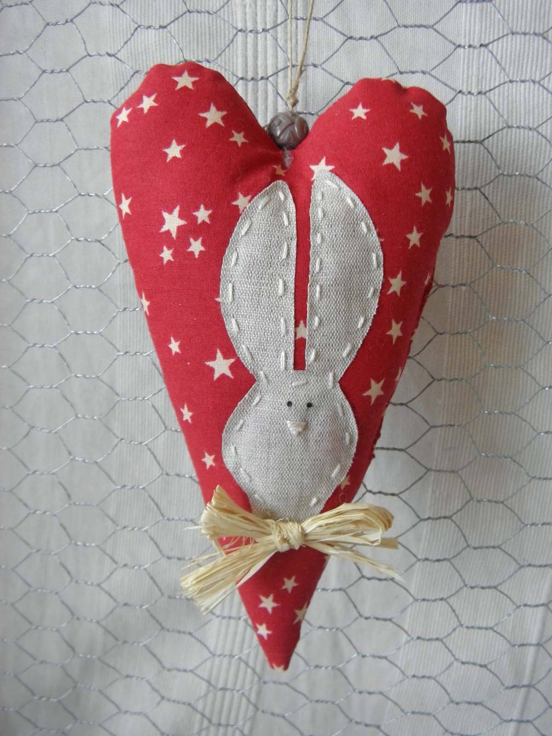 Coeur en Tissu à Suspendre avec Étoiles et Appliqué Lapin Lin Inspiration Tilda