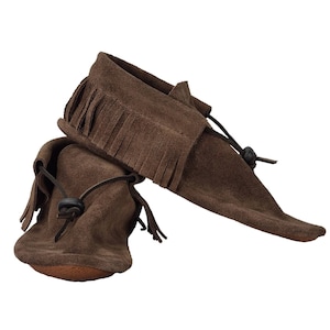 Frontier Fringed Moccasin Shoe for Men | Suede Leather Fringe Turnshoe for Rendezvous, Mountain Men, Reenactment | Genuine Leather Footwear