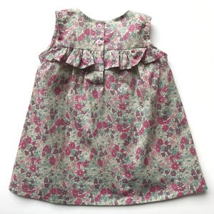 2 ans Robe d'été fille en Liberty Poppy & Daisy, modèle Constance image 3