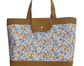 Fabric tote bag with pressure flap