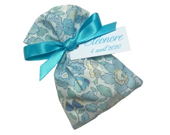 Set of 5 bags of personalized sugared almonds in Liberty Betsy turquoise