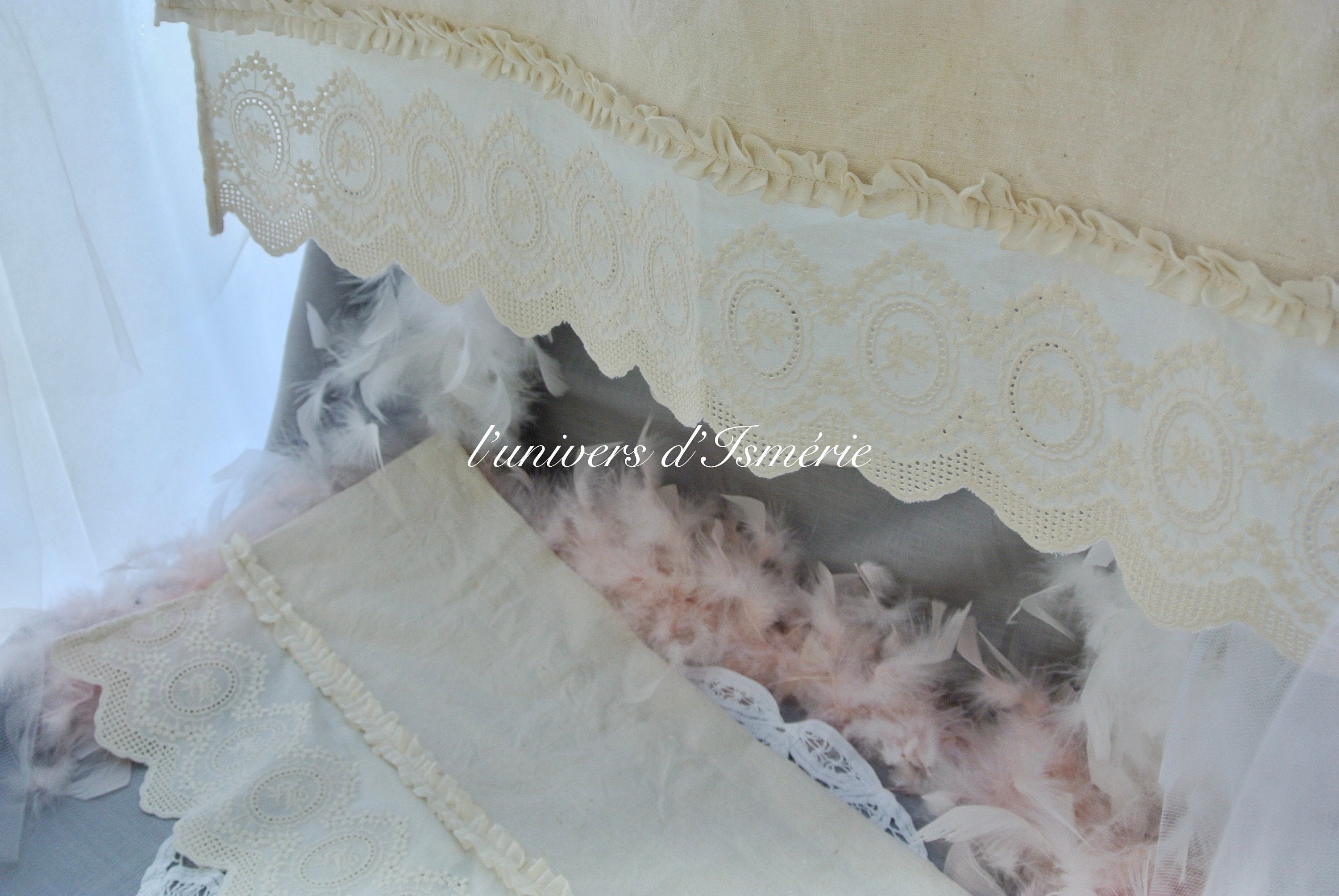 Rideaux Beige Lin Ancien et Broderie