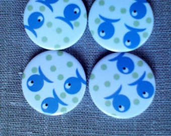 Button magnets round fish and bubble