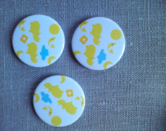 Button magnets round animal pattern