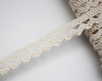 Clear 11 mm beige lace trim, bobbin lace, 1 meter Ribbon lace