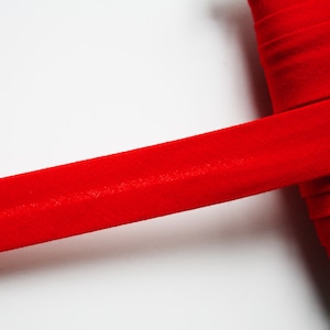 Plain red bias, 18 mm, universal pré-plissée cotton bias