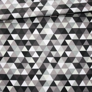 20 mm black grey and white triangle fabric in oeko tex printed cotton
