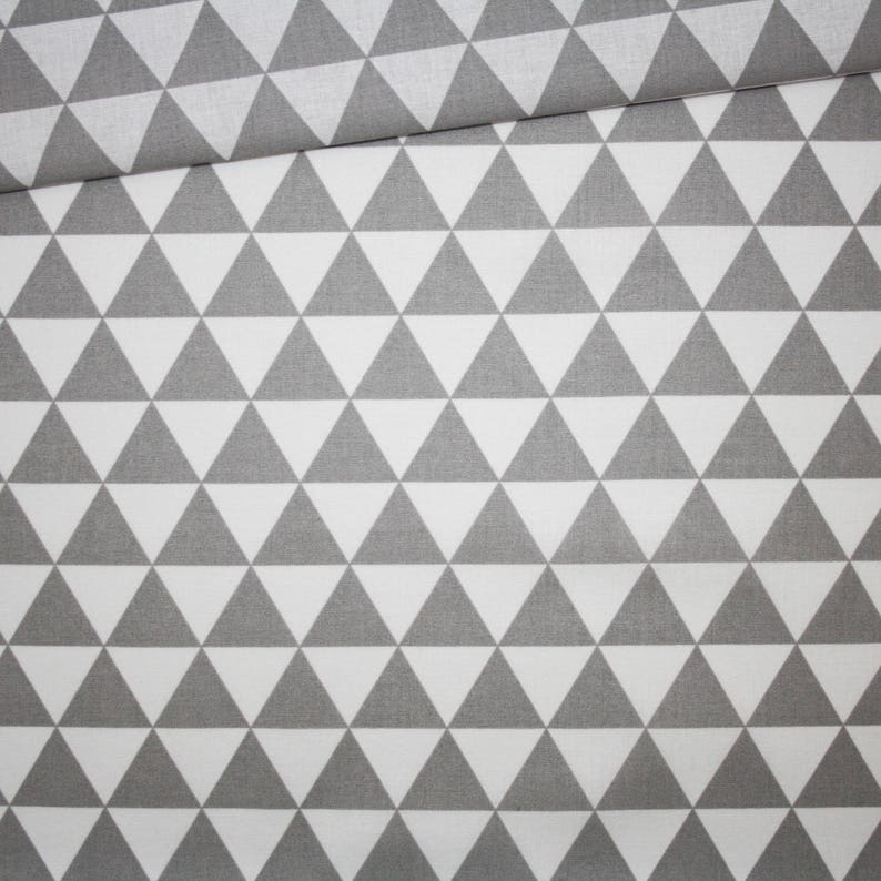 Fabric triangles cotton oeko tex grey and white 30 mm