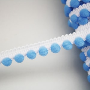 Cioccolato bianco blu pastello pompon 8mm, 1 m, pon-pon, piccolo nastro