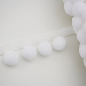 Treccia pompon bianca 20 mm, 1 m, nastro pompon, treccia pompon