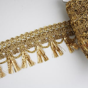 Gold braid with fringes 55 mm sold by the meter