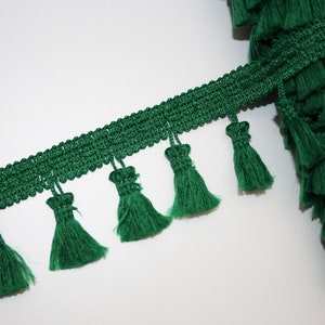 Galon pompons frange 53 mm vert bouteille ou vert anglais vendu au mètre