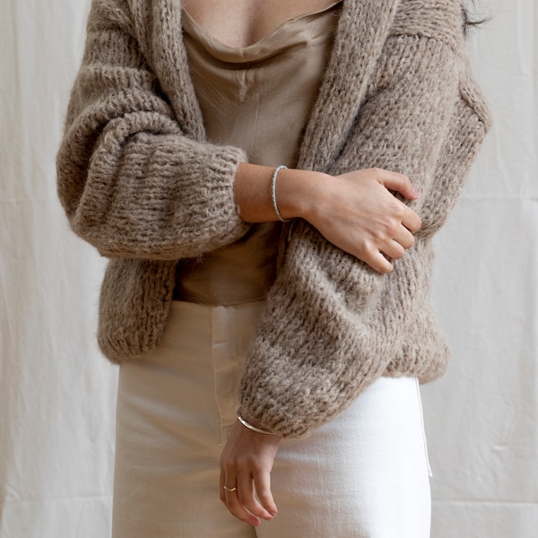 KILLA alpaca cardigan/ hand knit cardigan/ soft and fluffy cardigan