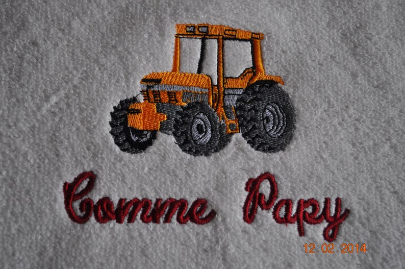 BAVOIR ENFANT TRACTEUR COMME PAPY BIAIS BORDEAUX PERSONNALISE image 2