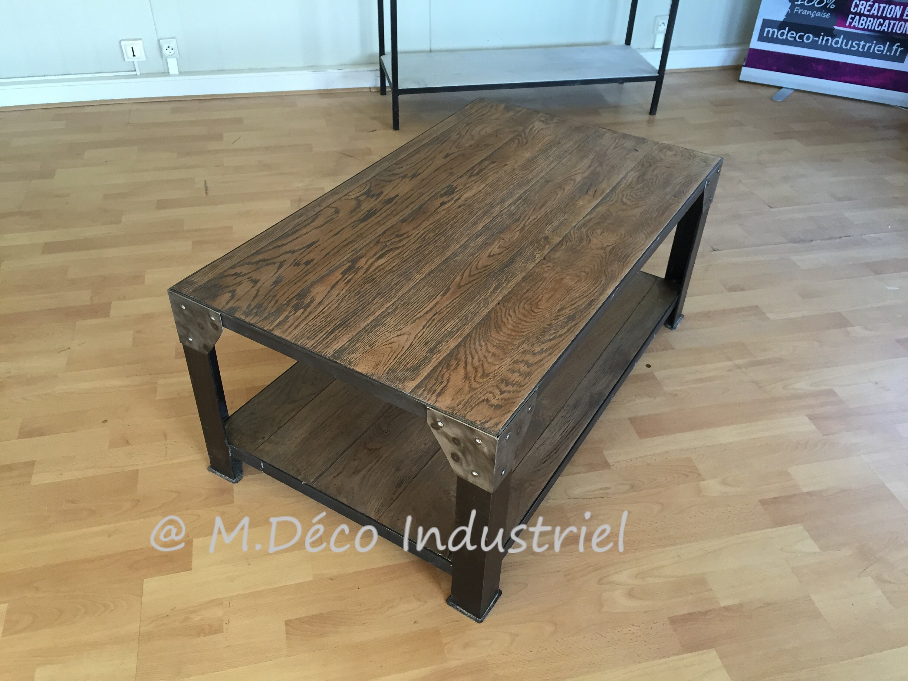 Meuble Industriel Table Basse Plateau en Chêne Massif Vieilli