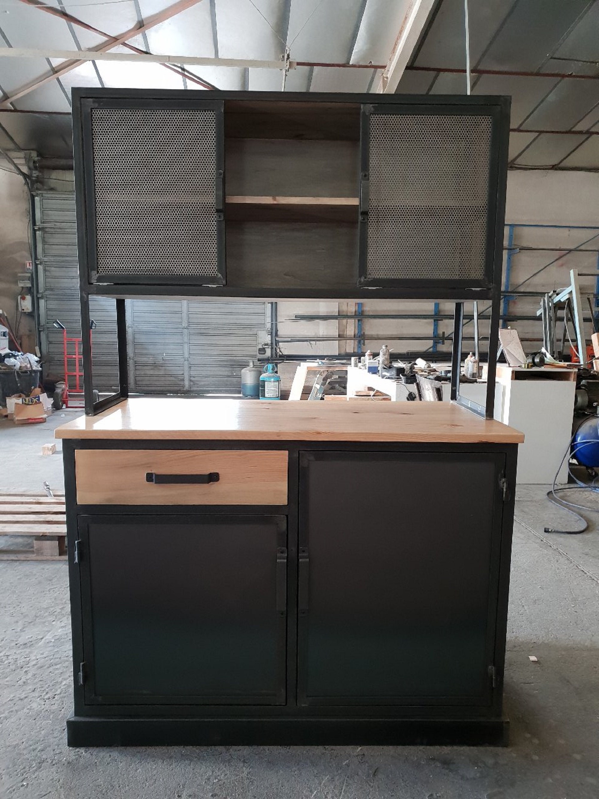 Meuble Industriel Buffet Vaisselier Bahut Porte Acier Mdecoindustriel