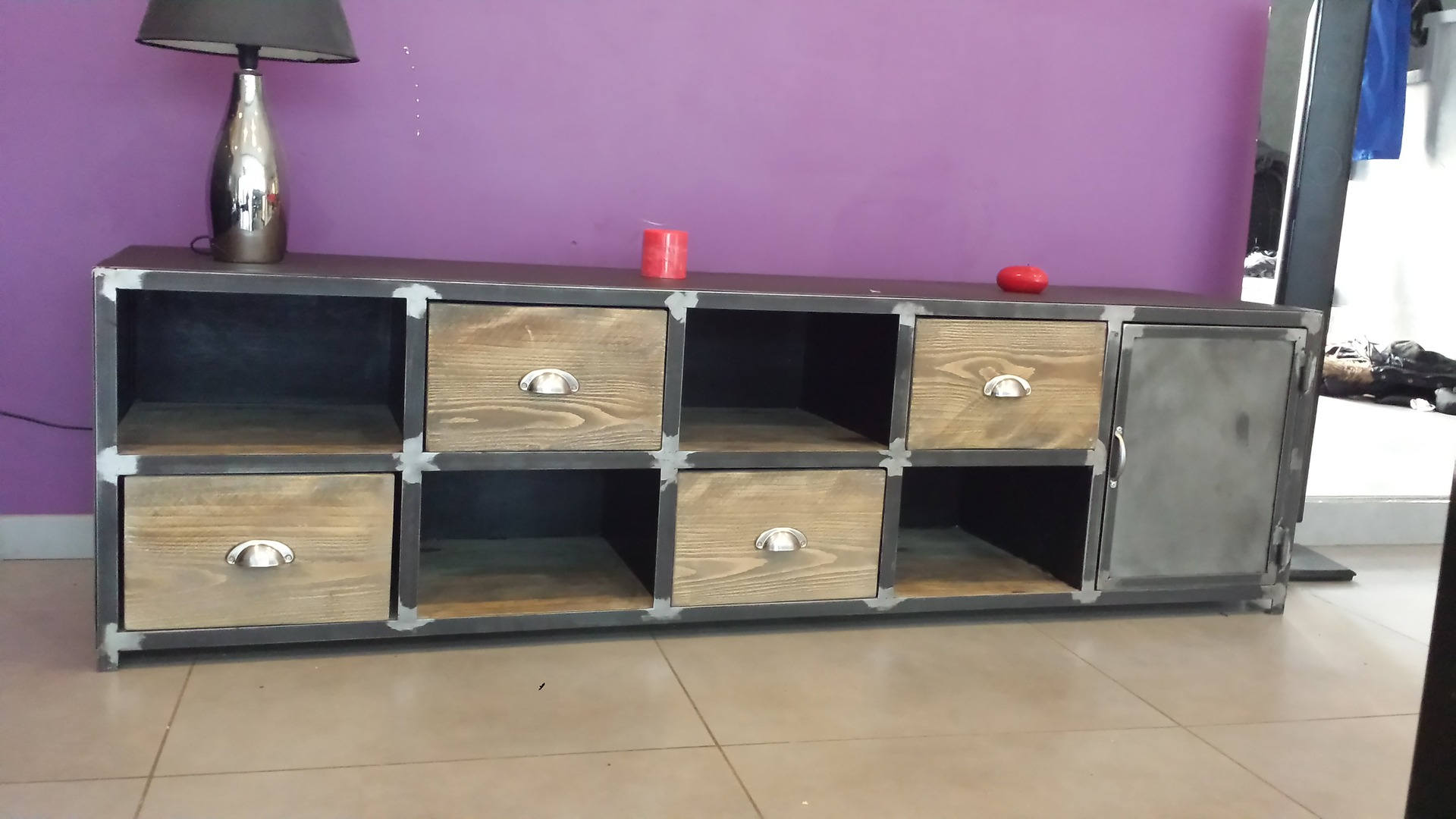 Meuble Bas de Style Industriel Acier et Bois