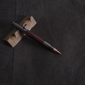Hunting pen, Hunter, hunting equipment