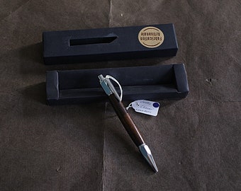 Parker tip wooden ballpoint pen for writing