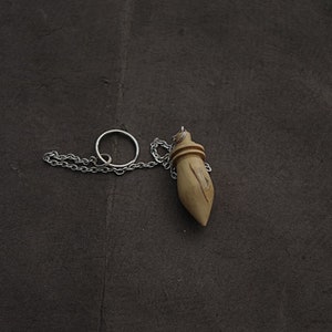 Dowsing pendulum, divining pendulum, clairvoyance,