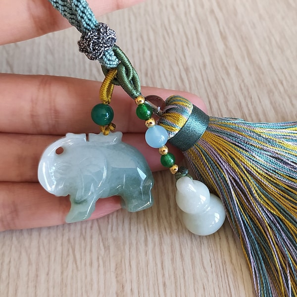 éléphant jadéite naturelle grade A de Birmanie, bijou sac à main grigri 16 cm, porte-clés pompon, calebasse jade vert véritable. ASIAN-MOOD