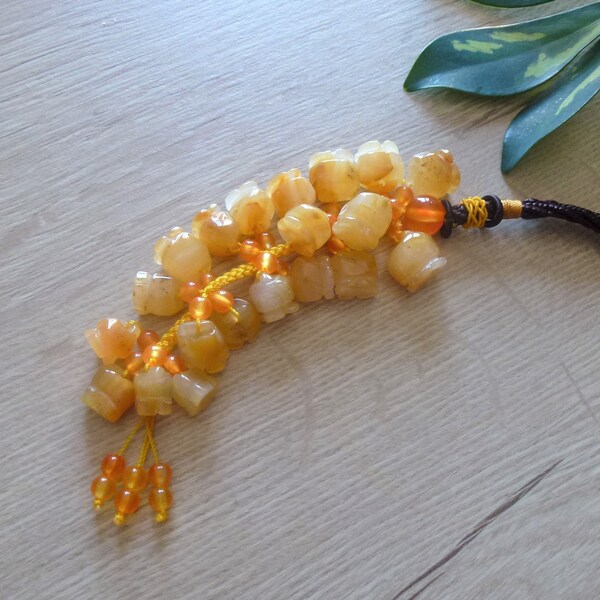 Suspension fleur muguet sculpté en jade jaune naturel, bijou sacs à main, amulette porte-bonheur, porte-clés, cadeau pour maman. ASIAN-MOOD