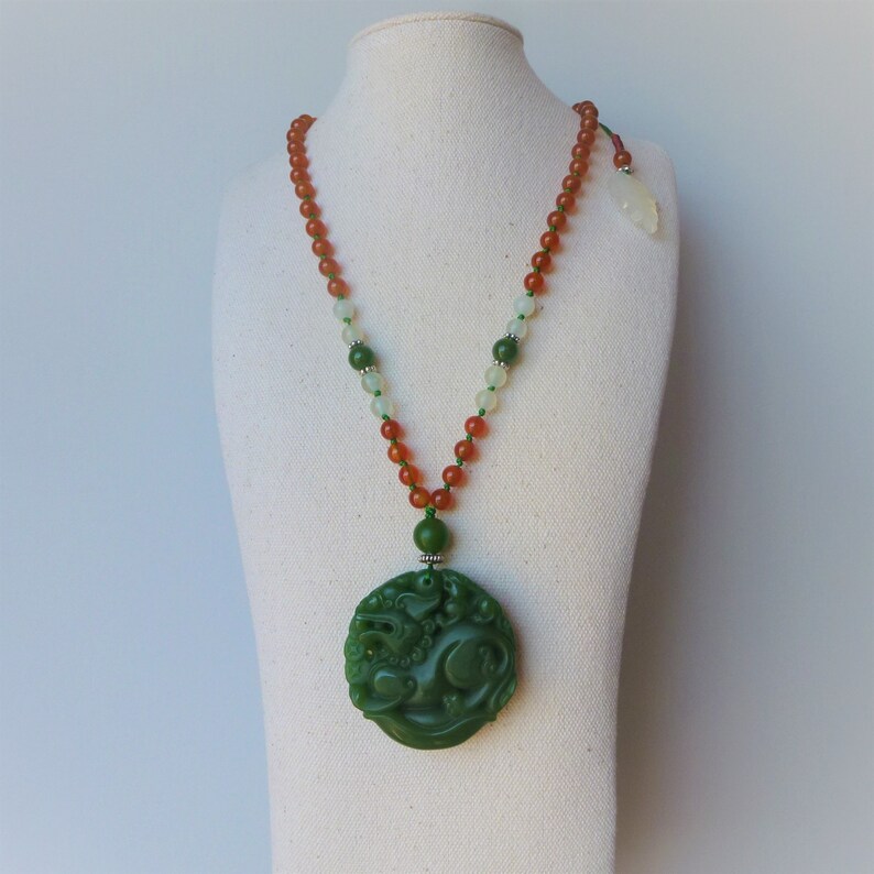 Pendentif Pixiu Maman Et Bebe En Jade Vert Teinte Collier Etsy