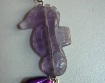 Necklace semi precious fluorite seahorse and magic pearls drops