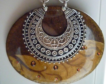 Necklace painting on wood finish Tibetan silver metal