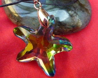Collier pendentif étoile de Noel   cristal volcano iridescent arc en ciel