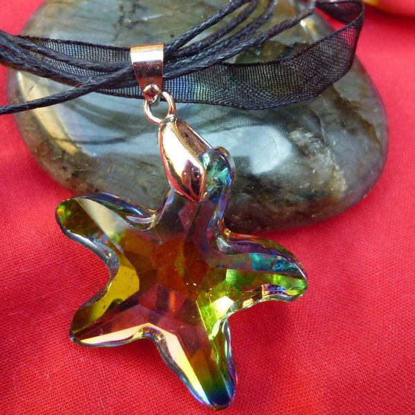 Collier pendentif étoile de Noel   cristal volcano iridescent arc en ciel