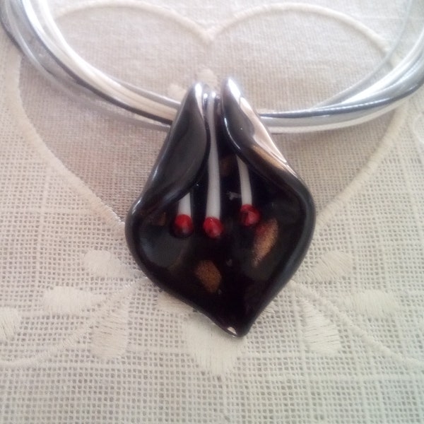 Collier pendentif artisanal verre lampwork fait mains fleur design