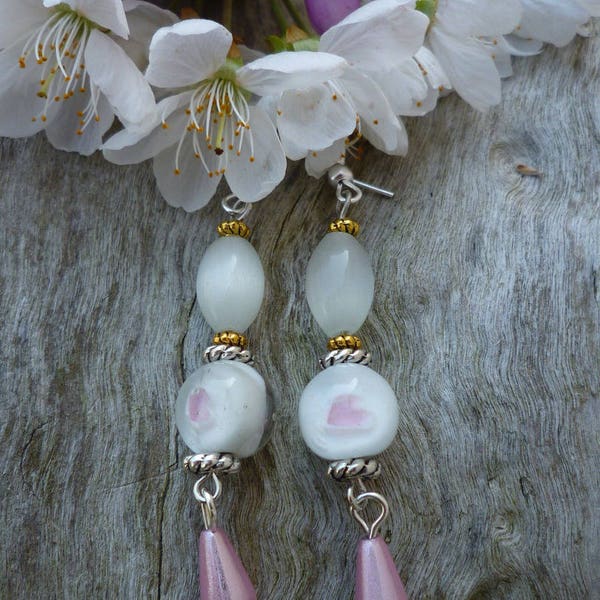 Boucles d'oreilles verre filé coeur perle olive oeil de chat