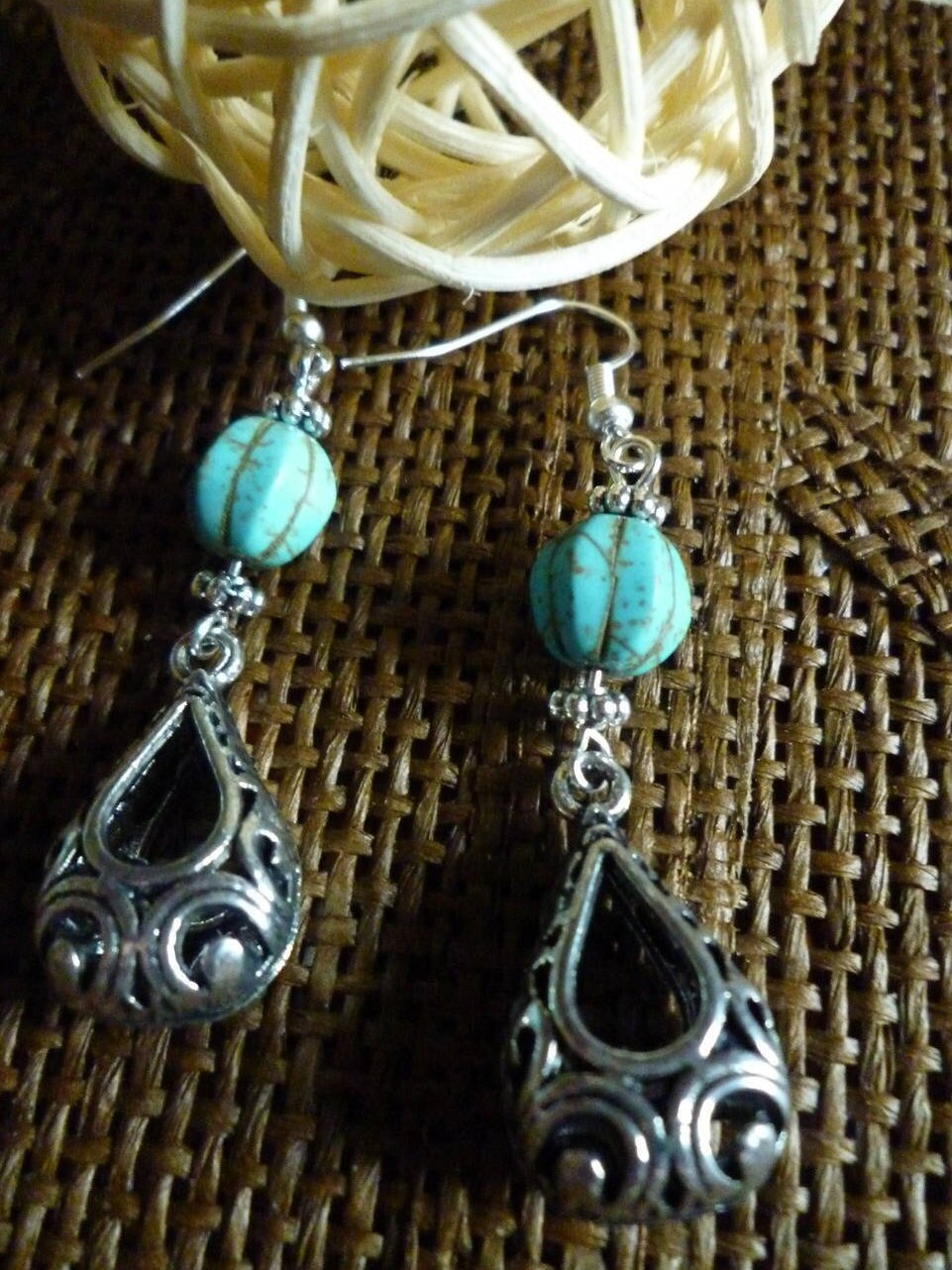 Boucles D'oreilles Pendantes Style Tibétain Bleues - Dormeuses En Verre Et Alliage