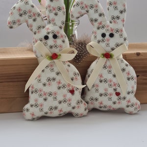 Lapins de Pâques pour les décorations de Pâques. image 3