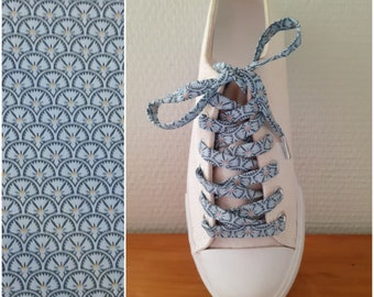 Cotton laces printed with small Japanese style fans, blue, blue jean