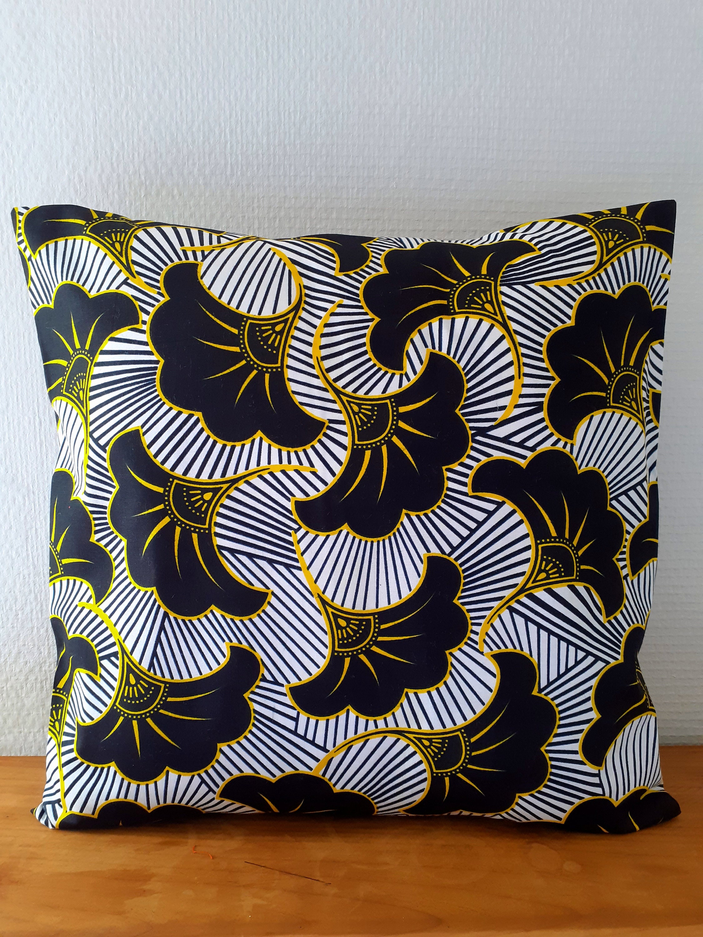 Envoi Rapide Housse de Coussin Noir et Jaune Fleurs Mariage