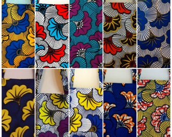 SNELLE VERZENDING Draagtas, boodschappentas, totebag, in Afrikaanse waxprint met bruidsbloemen. Modieus cadeau