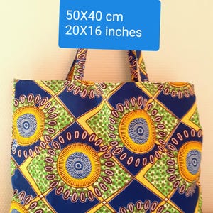 GRAND SAC doublé avec poche , fourre-tout en wax imprimé cible, disque, rosace grand cabas shopping