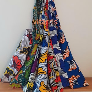 SCHNELLER VERSAND. Tragetasche, einfache Tasche, Einkaufstasche, Einkaufstasche, mit Hochzeitsblumen im afrikanischen Wachsstil. Geschenk-Geschenk-Modus
