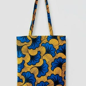 ENVOI RAPIDE Tote bag, just bag, sac de courses, cabas, en wax style africain fleurs de mariage. Cadeau gift mode